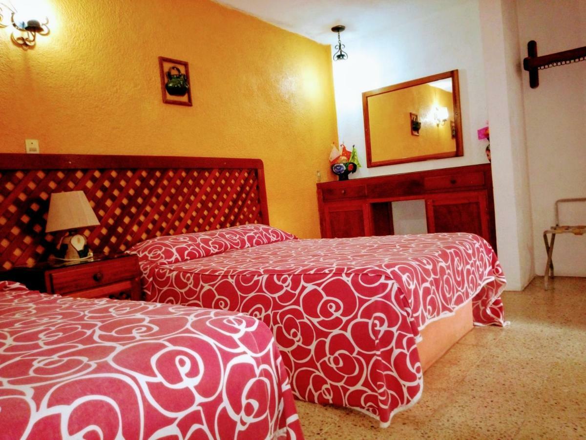 Hotel Calendas Салина Круз Екстериор снимка